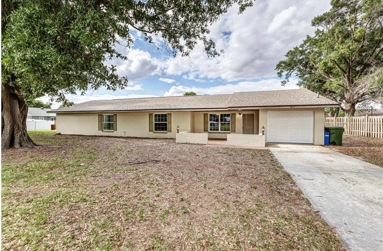 2117 High Point Ave., Winter Haven, FL 33880