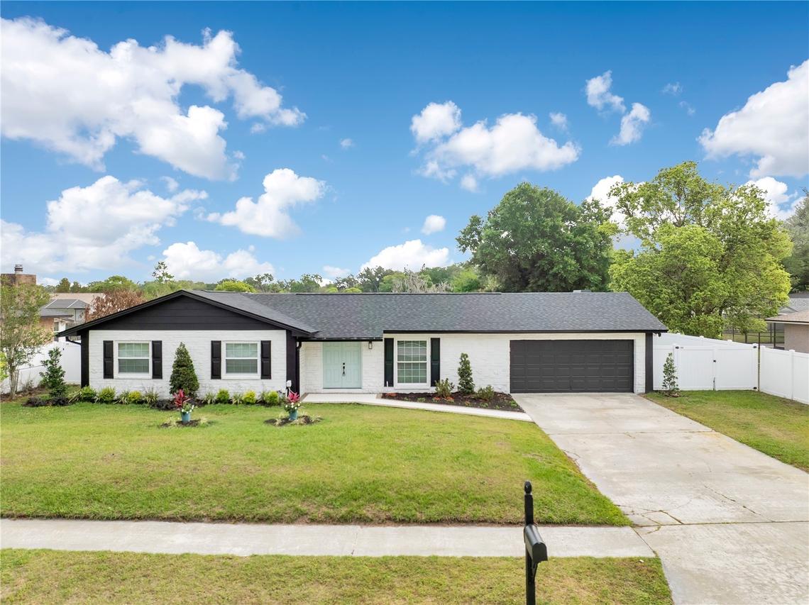 510 Rooks Rd., Seffner, FL 33584