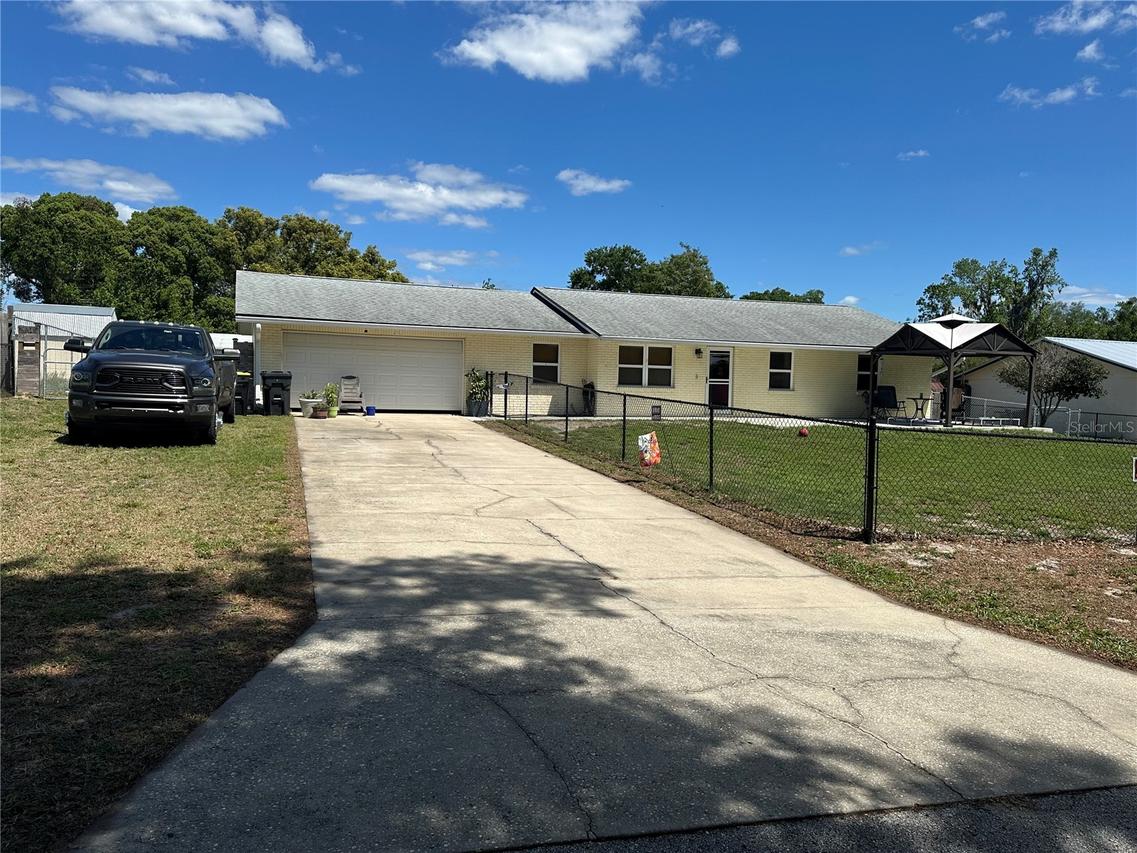 7411 Orange Crest Cir., Lakeland, FL 33810