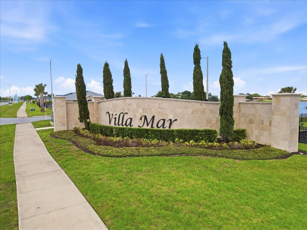 851 Vienna Dr., Winter Haven, FL 33884