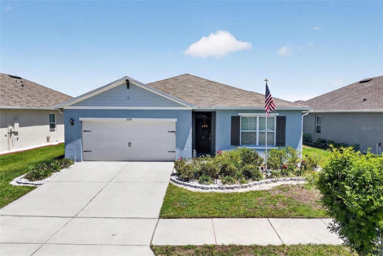 2658 Grandbury Grove Rd., Lakeland, FL 33811