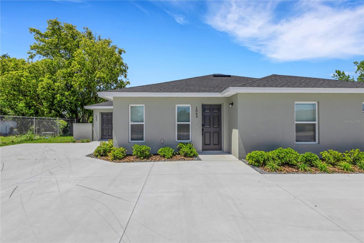 1065 / 1067 Captiva Point, Lakeland, FL 33801