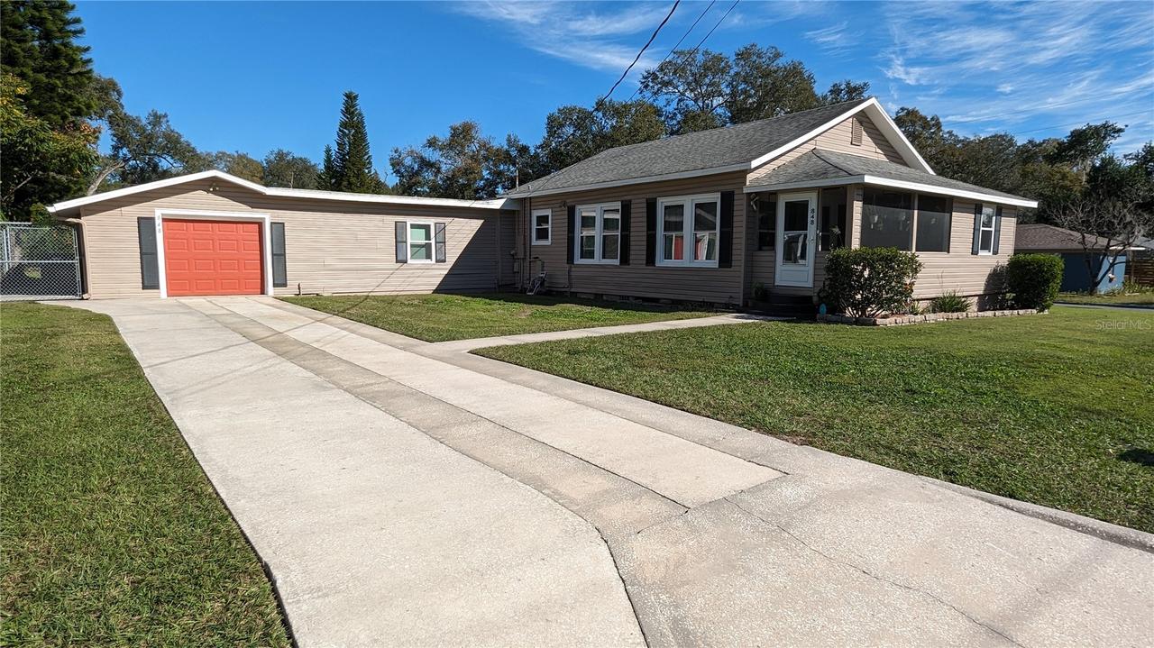 848 Valencia St., Lakeland, FL 33805