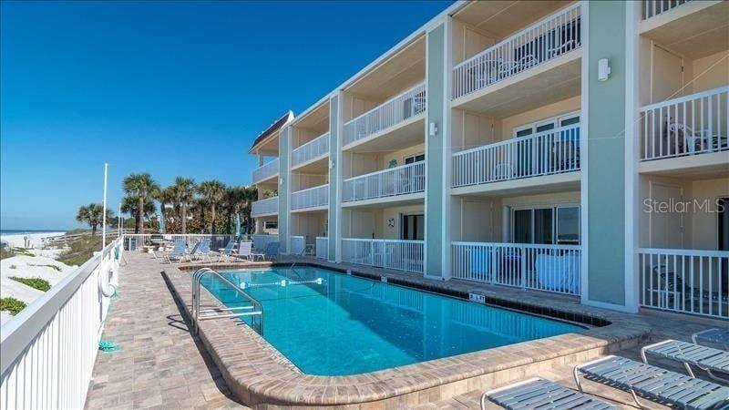50 Gulf Blvd. #206, Indian Rocks Beach, FL 33785