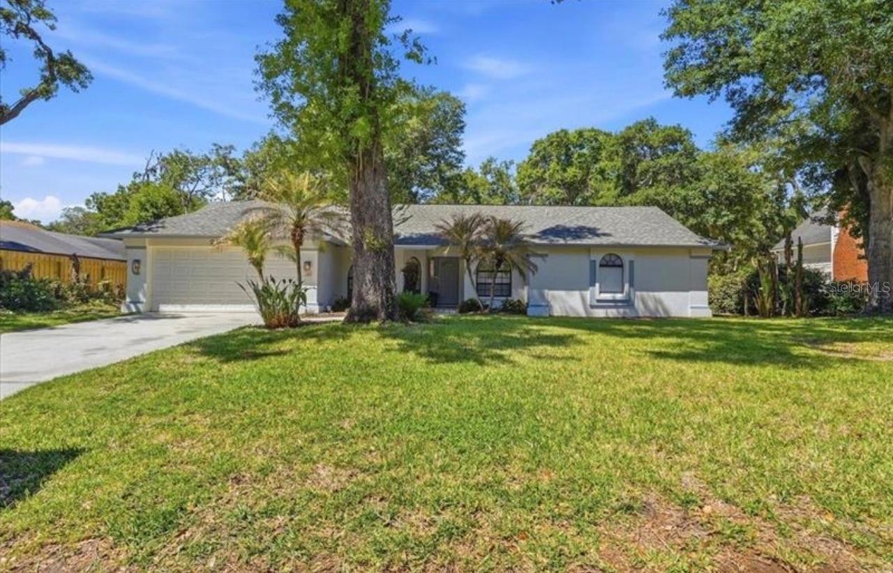 2800 Hammock Dr., Plant City, FL 33566