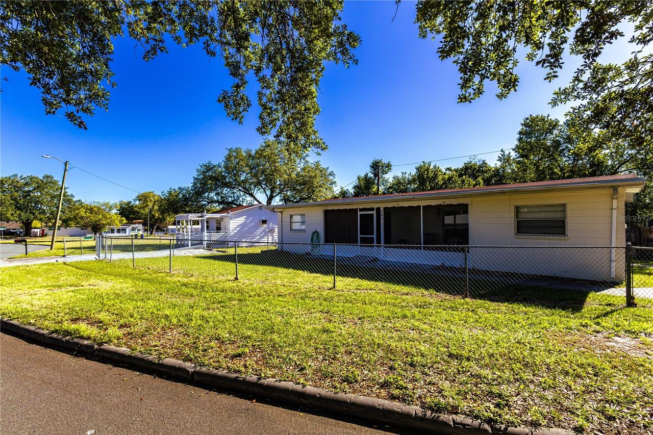 202 - 204 Orangeview Ln., Lakeland, FL 33803