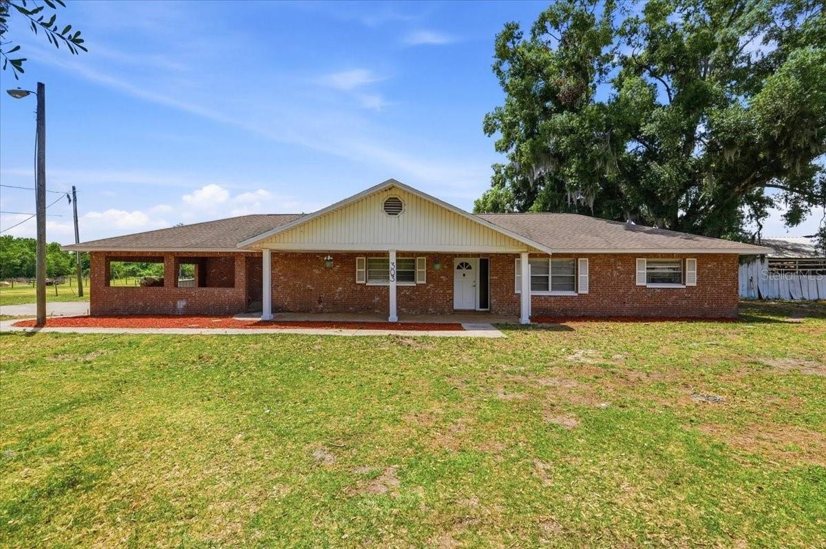 303 Karppe Rd., Plant City, FL 33567