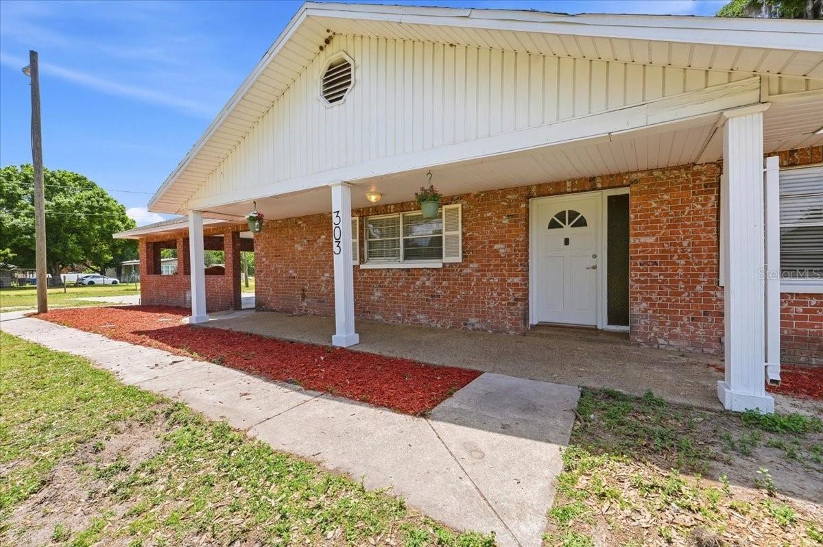 303 Karppe Rd., Plant City, FL 33567