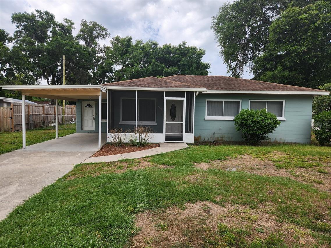 2621 Canal Dr., Lakeland, FL 33801