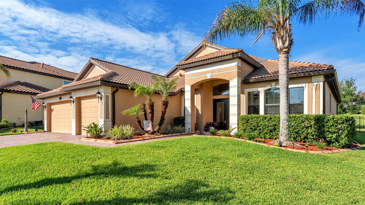 1950 Via Lago Dr., Lakeland, FL 33810