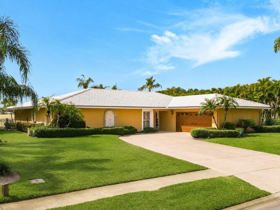 7861 Oliver Rd., Seminole, FL 33777