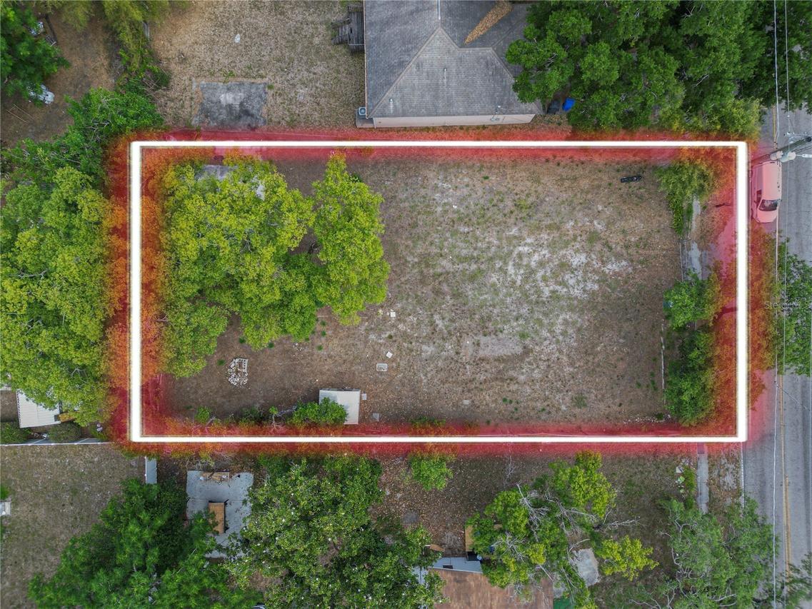 6208 N 50th St., Tampa, FL 33610