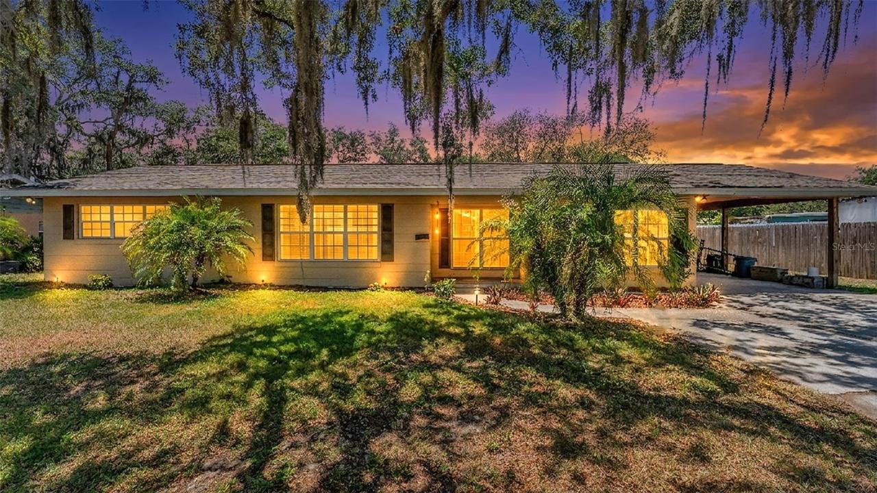1422 Nancesowee Ave., Sebring, FL 33870