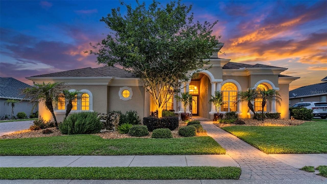 664 Whisper Woods Dr., Lakeland, FL 33813