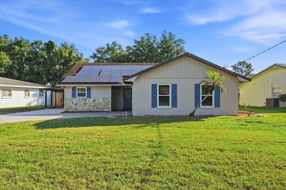 430 Hillcrest Dr., Winter Haven, FL 33884