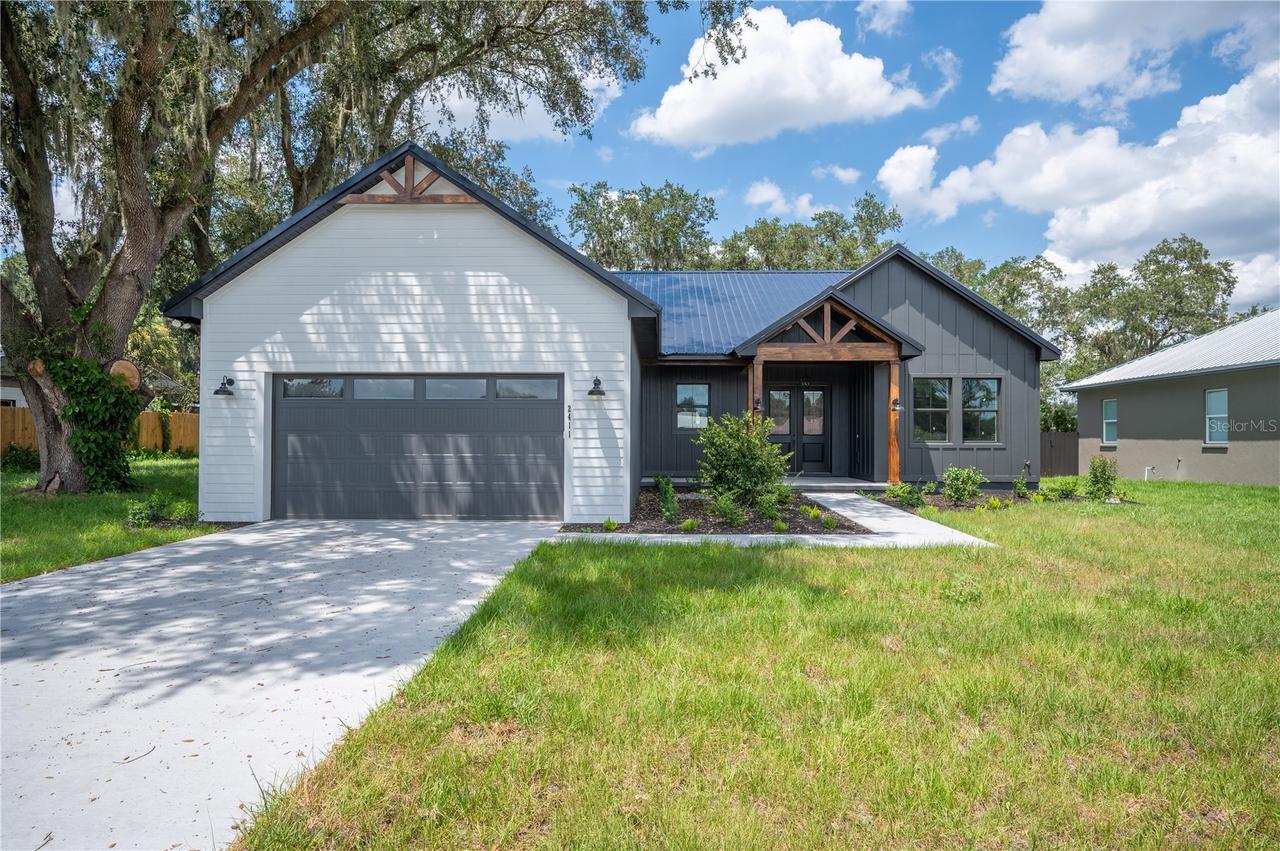 2411 Old Medulla Rd., Lakeland, FL 33811