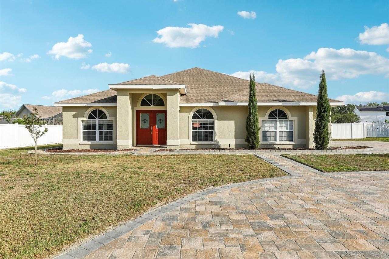 1210 Waterford Dr., Lakeland, FL 33803