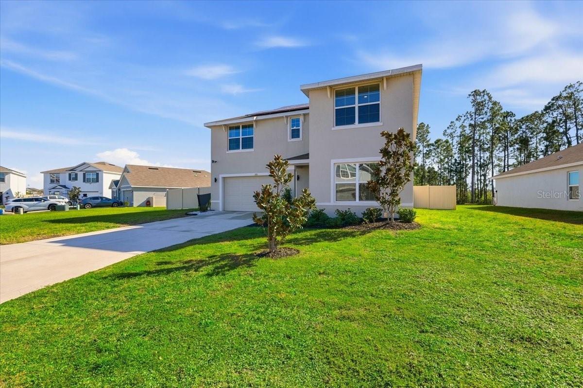 1211 Tahitian Sunrise Dr., Plant City, FL 33565