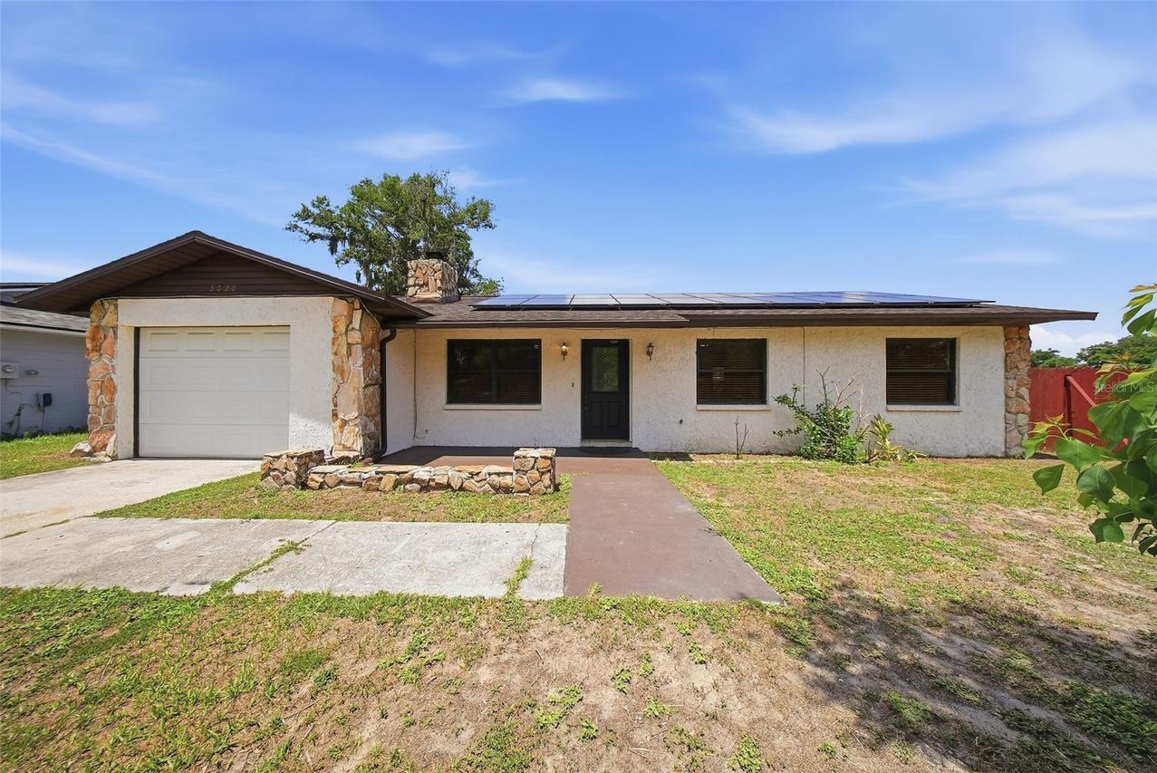 5020 Pine St., Seffner, FL 33584