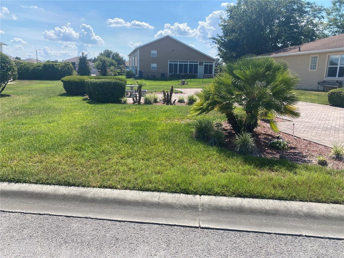 368 Motorcoach Dr., Polk City, FL 33868