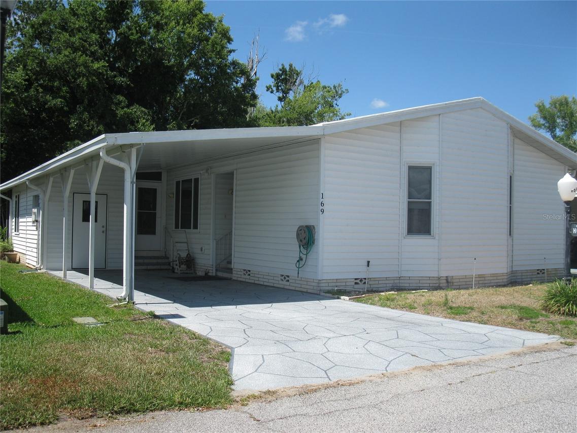 169 Dartmouth Dr., Haines City, FL 33844