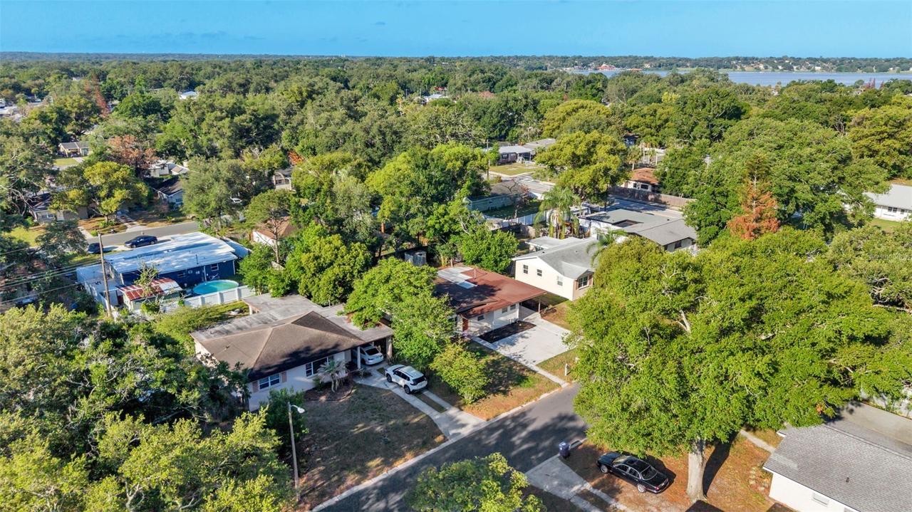 1615 Skinner St., Lakeland, FL 33801