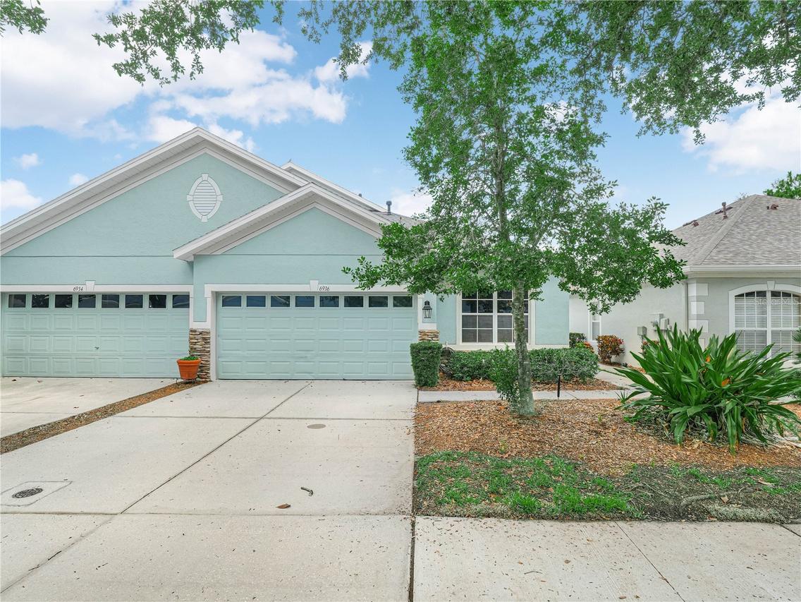 6936 Surrey Oak Dr., Apollo Beach, FL 33572