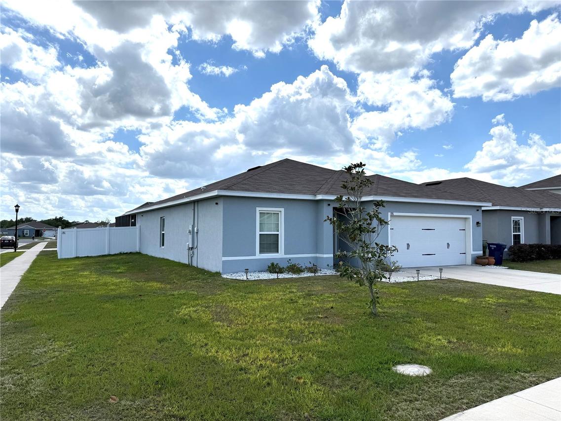 896 Eagle Rock Ter., Winter Haven, FL 33880