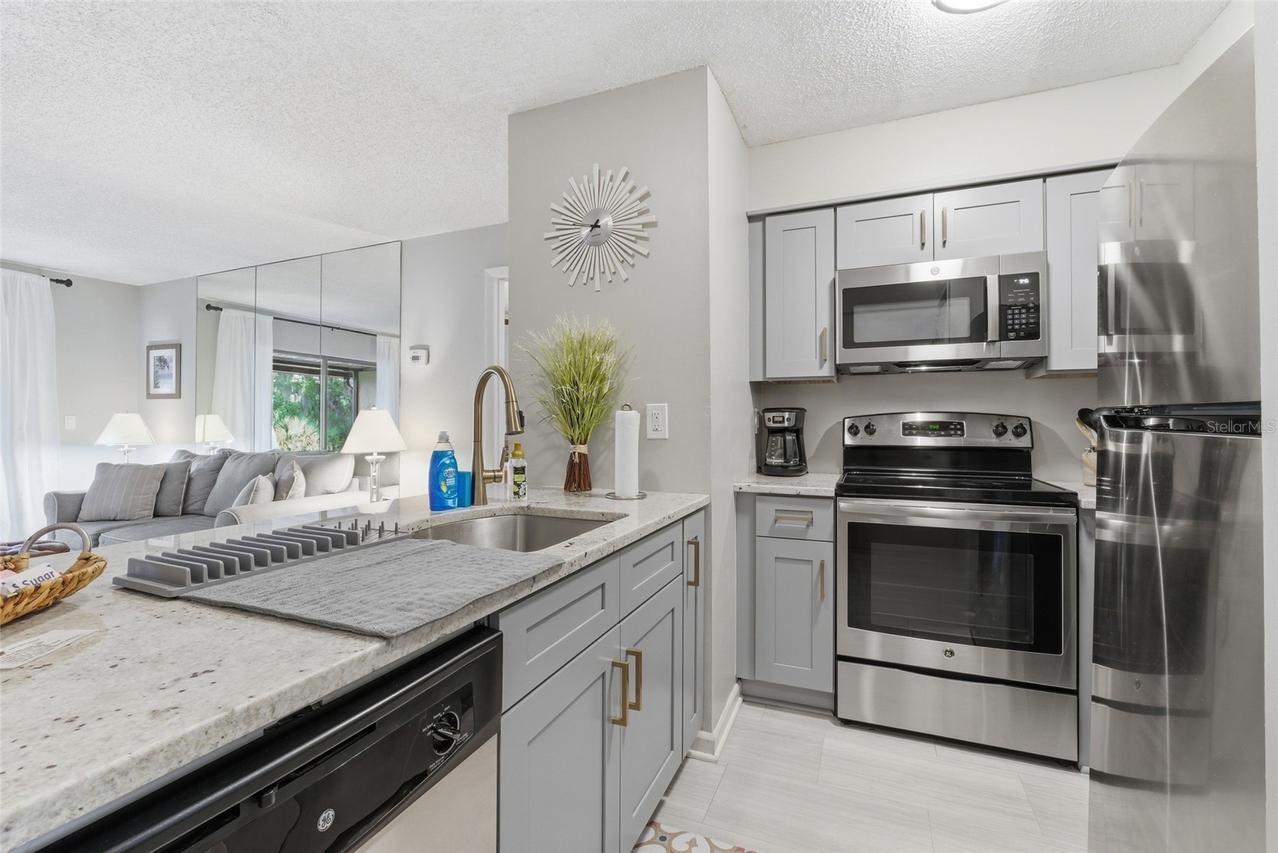 6046 Topher Tr., Mulberry, FL 33860