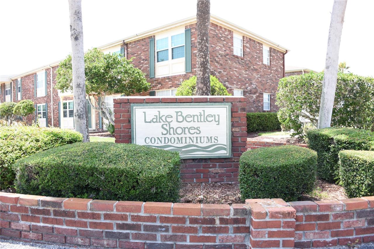 1920 E Edgewood Dr. #A8, Lakeland, FL 33803