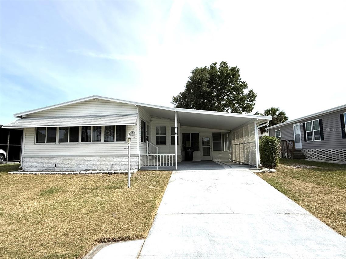 435 Village Cir., Winter Haven, FL 33880
