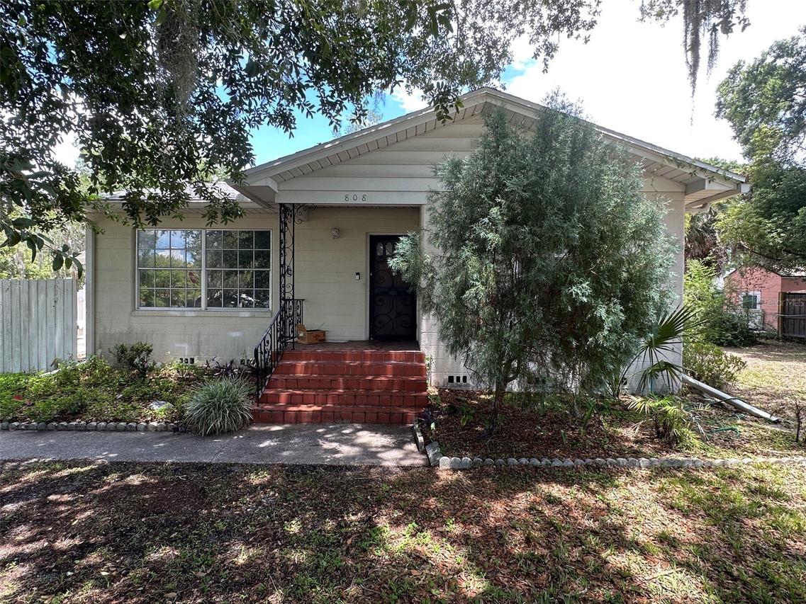 808 N Johnson St., Plant City, FL 33563