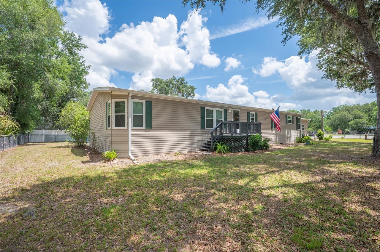 4817 Indian Oak Dr., Mulberry, FL 33860