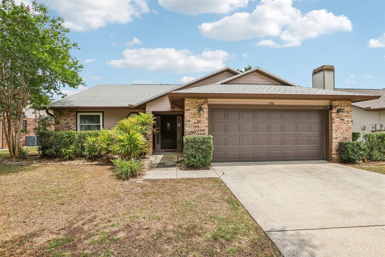 6540 Foxmoor Dr., Zephyrhills, FL 33542