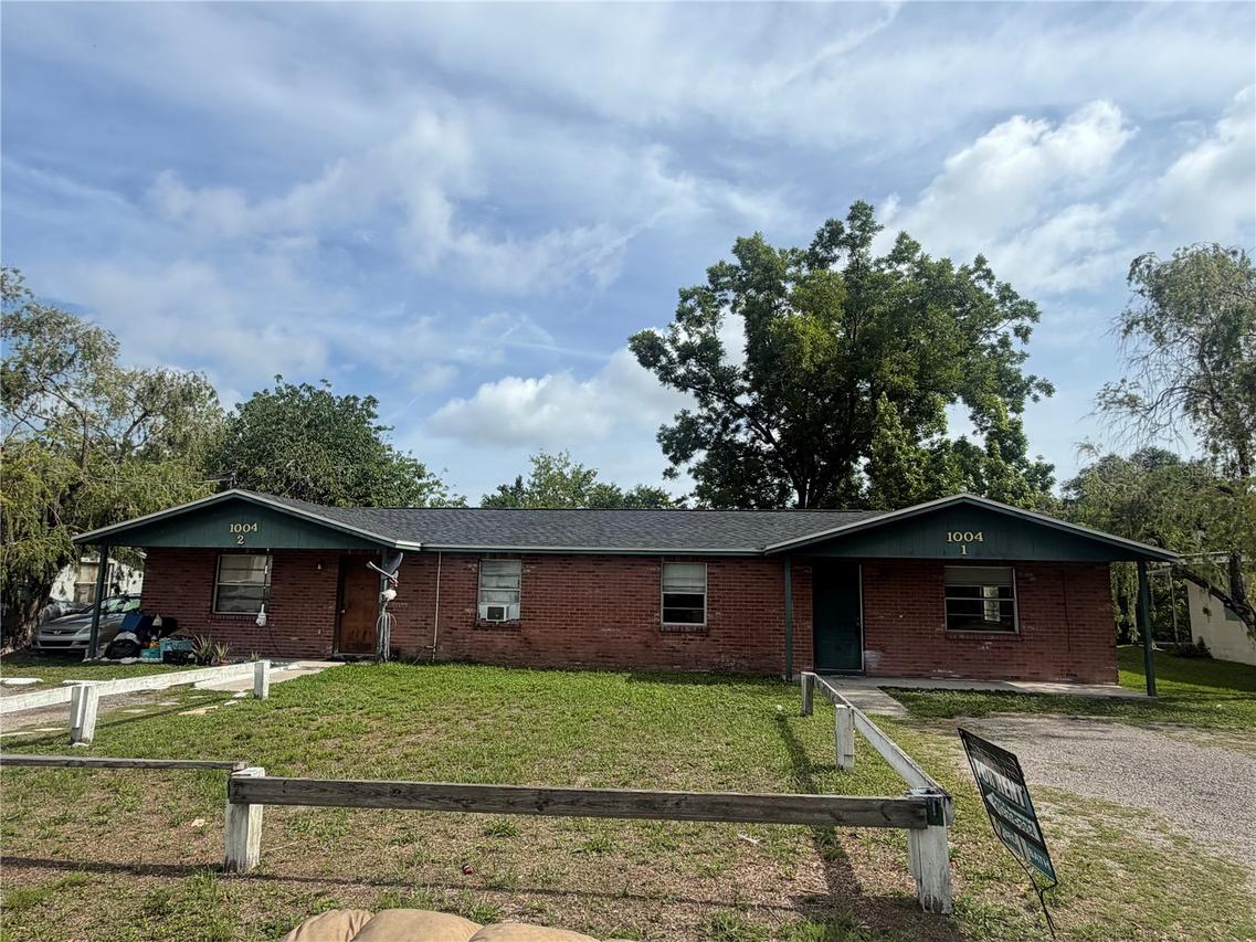1004 W Mclendon St., Plant City, FL 33563