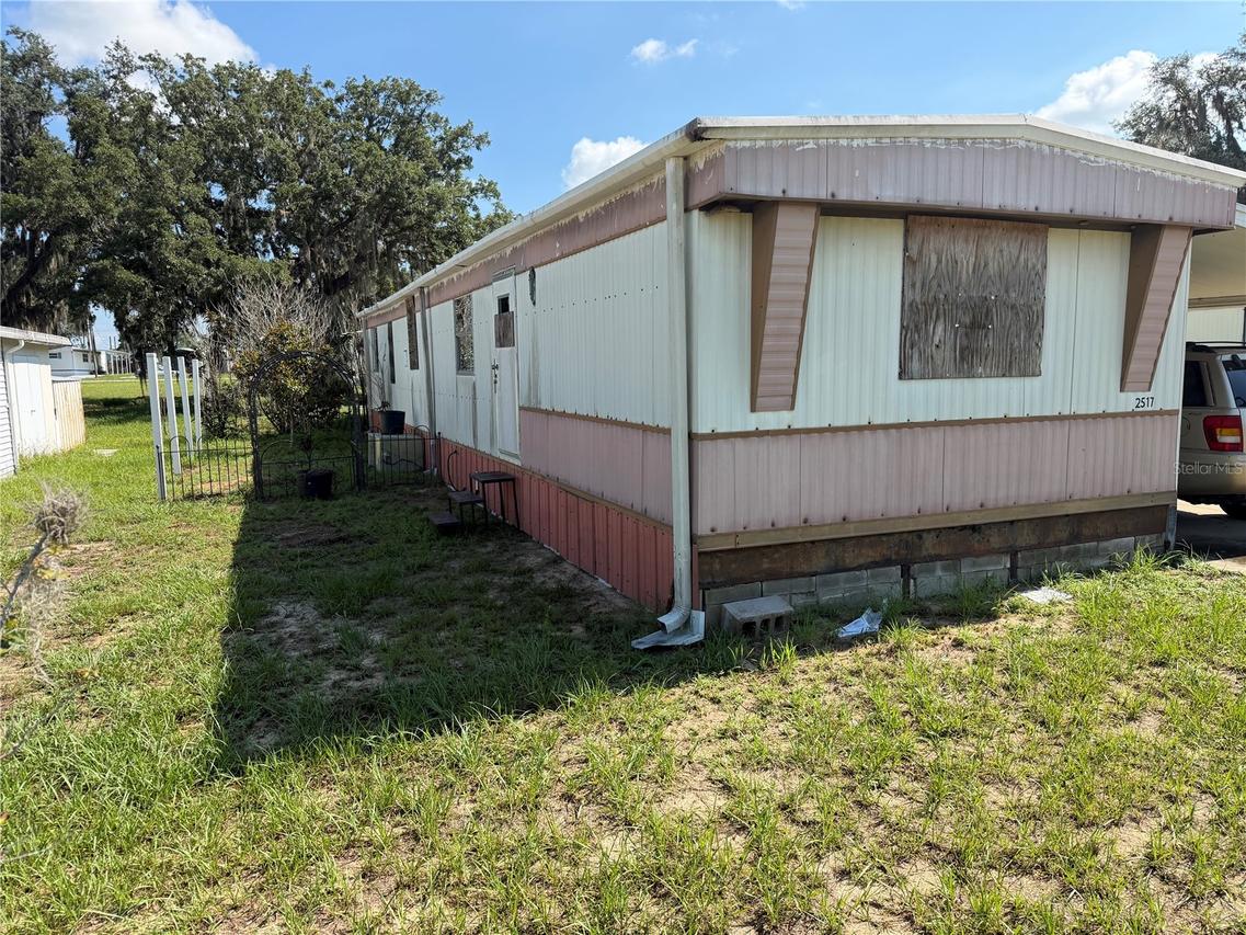 2517 San Remo Ave., Avon Park, FL 33825