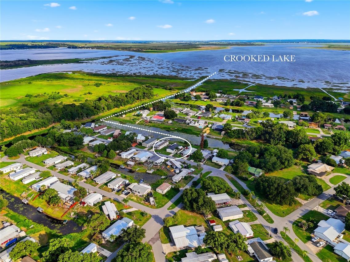 338 1st Ave., Lake Wales, FL 33859