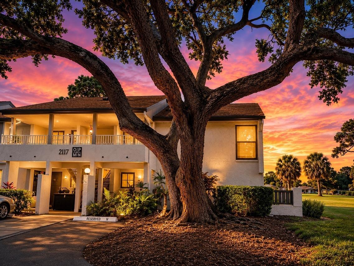 2117 Lakewood Club Dr. #7-N, St Petersburg, FL 33712