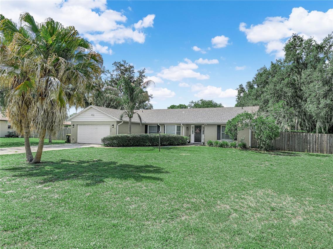 955 Timbergreen Dr., Lakeland, FL 33809