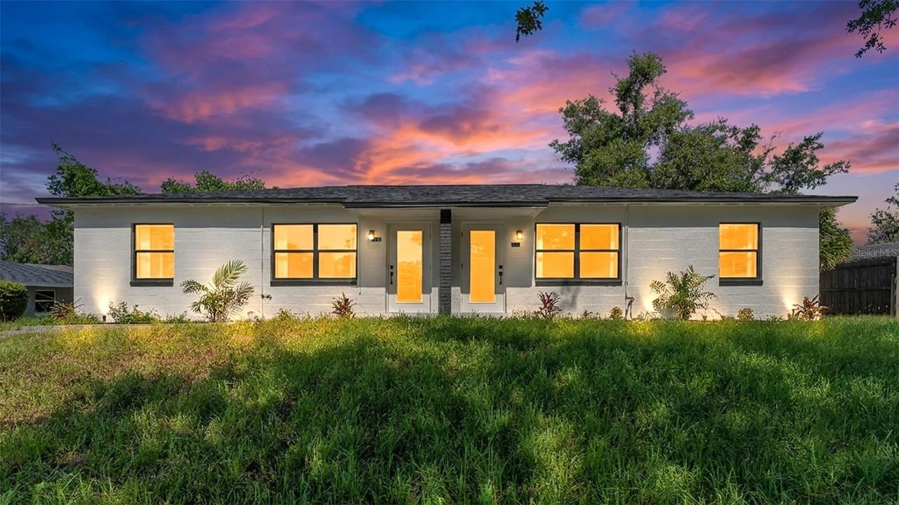 621 Hollingsworth Rd., Lakeland, FL 33801