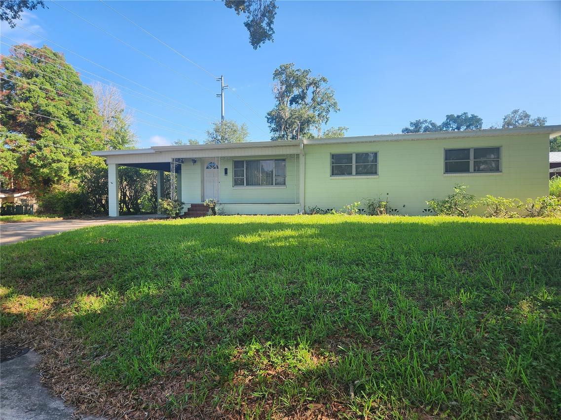 725 Louise Dr., Lakeland, FL 33803