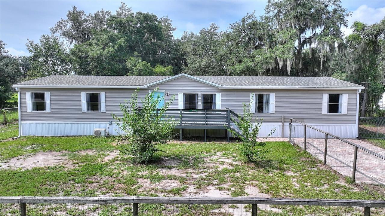 2524 Catfish Ct., Lake Wales, FL 33898