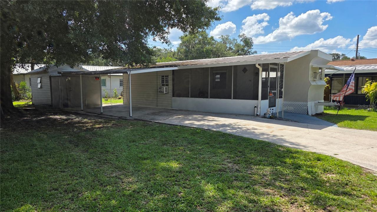1114 Lakewood Cir., Lakeland, FL 33801