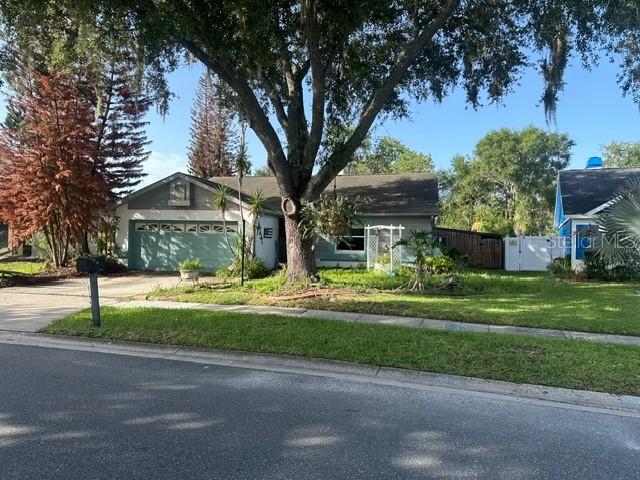4729 S Dawnmeadow Ct., Plant City, FL 33566