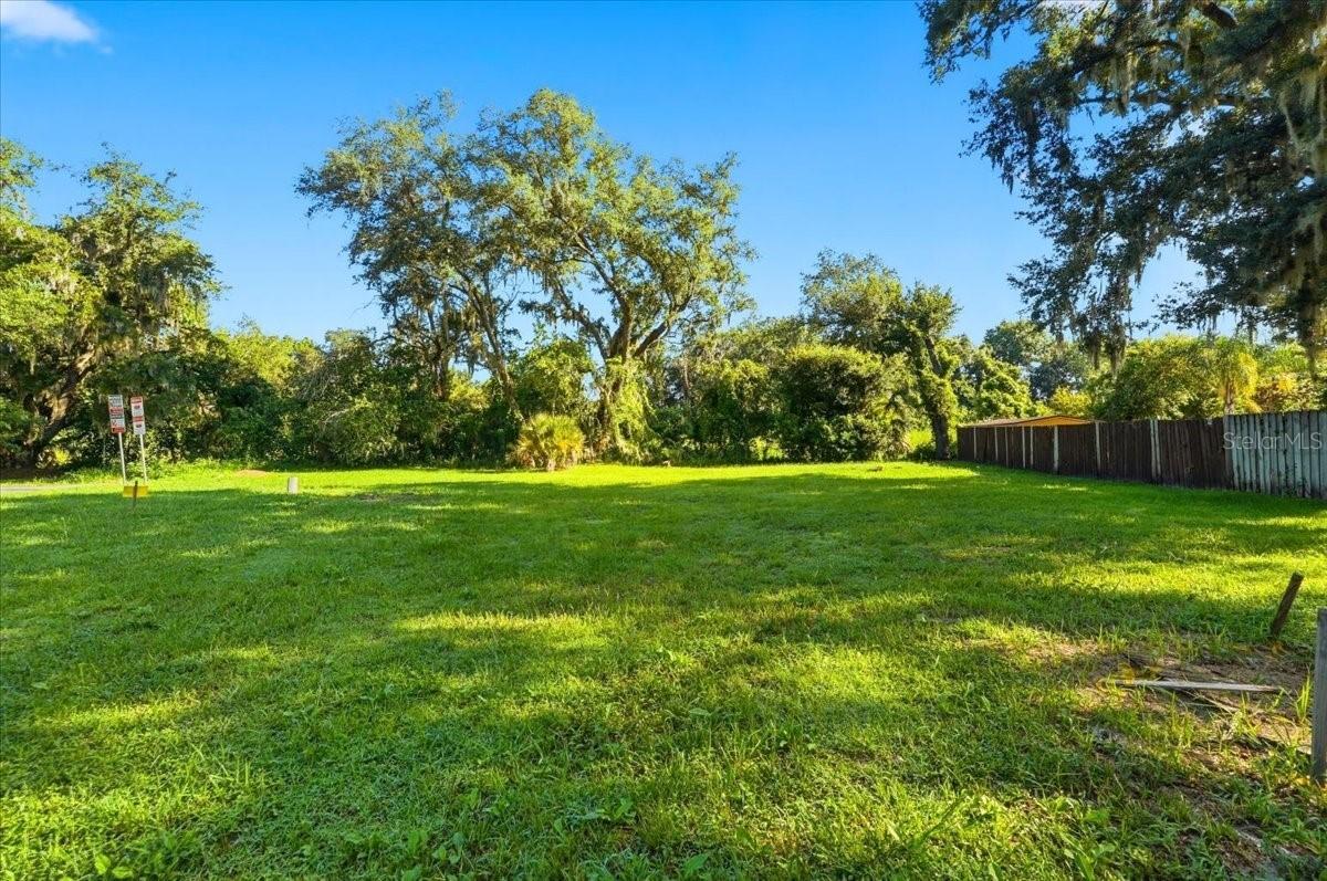 10 S Forest St., Plant City, FL 33563