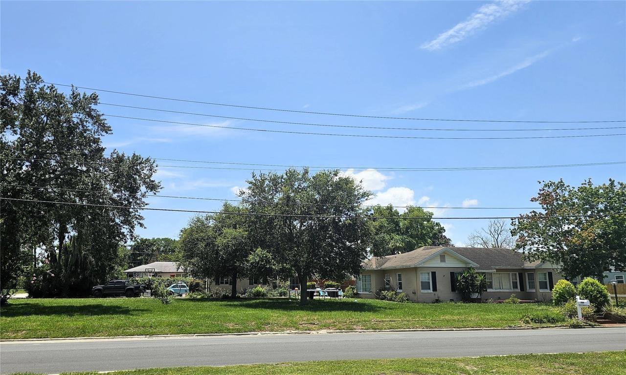 706 Avenue I, Winter Haven, FL 33881