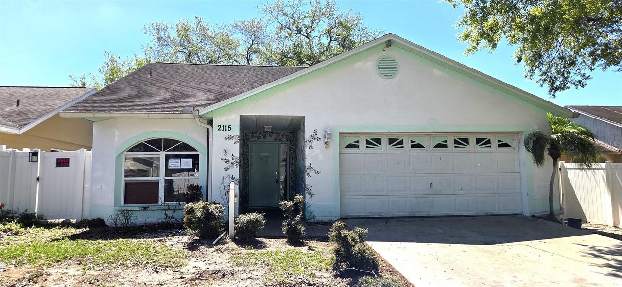 2115 Intervista Ln., Valrico, FL 33594