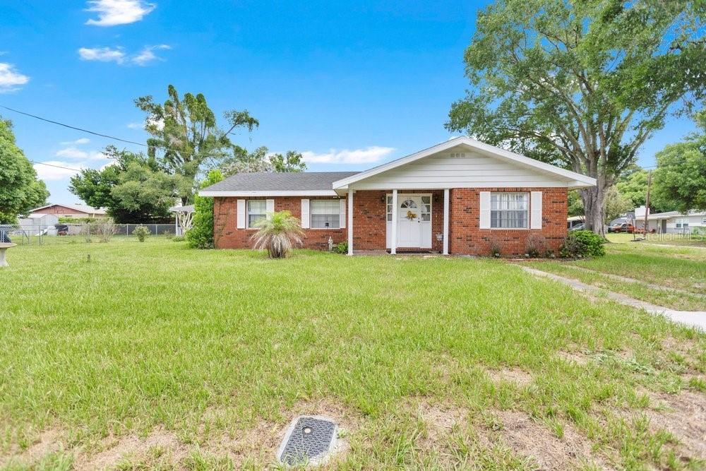 132 Anarece Ave., Auburndale, FL 33823