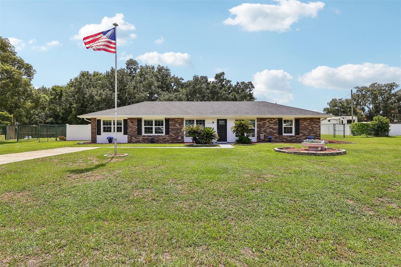 6513 Newman Cir., Lakeland, FL 33811