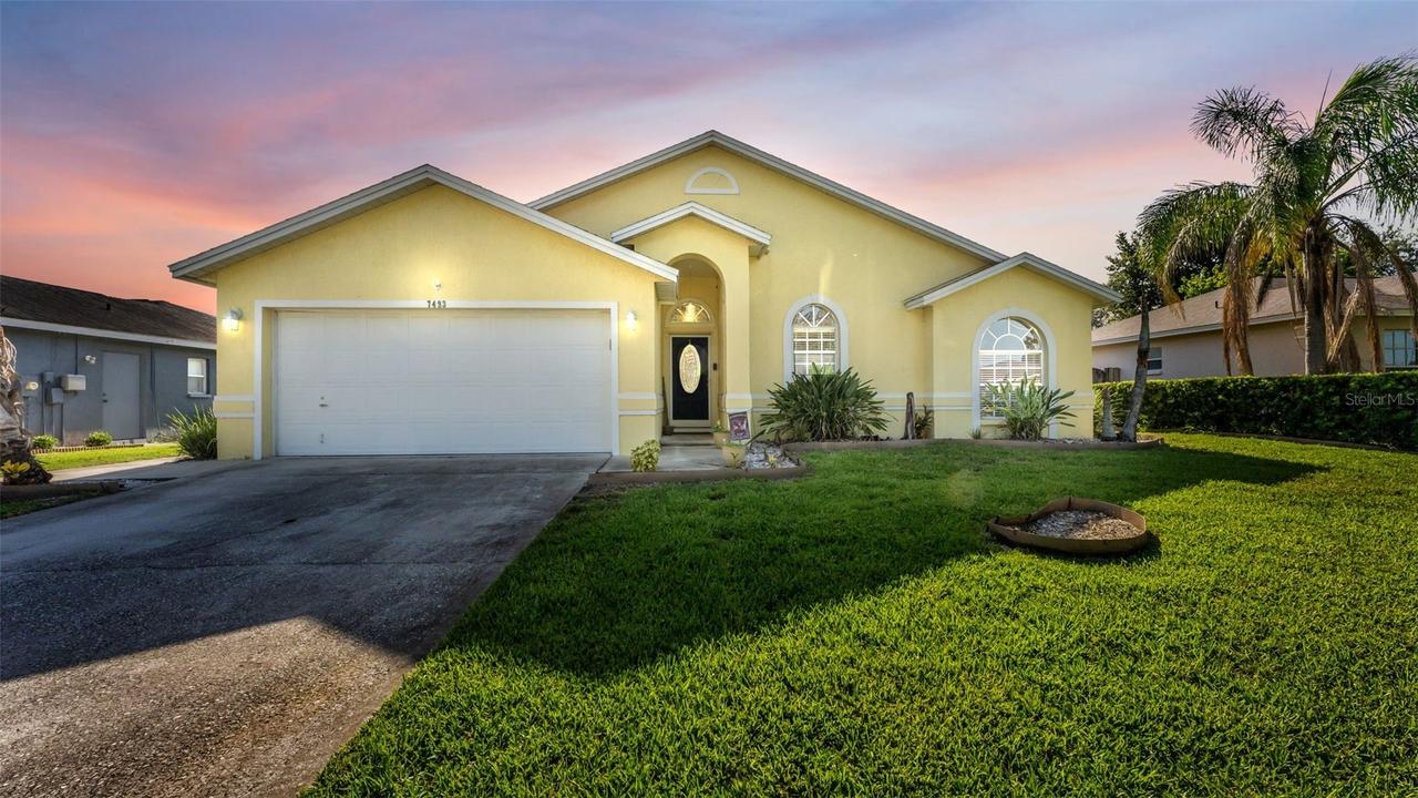 7493 Briarbay Loop, Lakeland, FL 33810